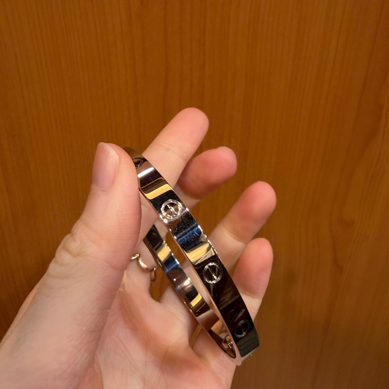 Cartier 750白K金Love手鐲B6035419-3