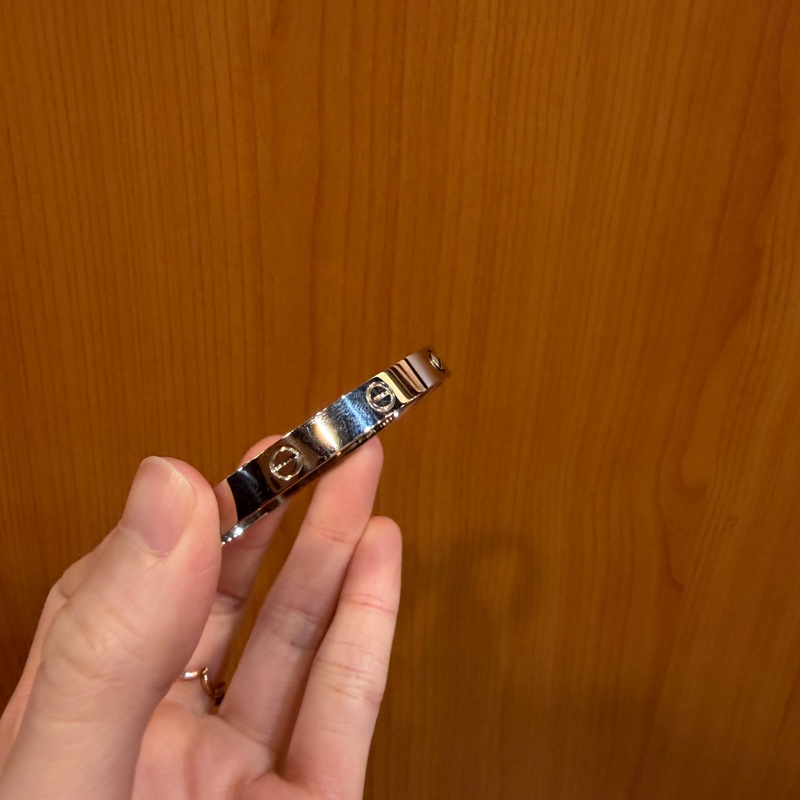 Cartier 750白K金Love手鐲B6035419-10