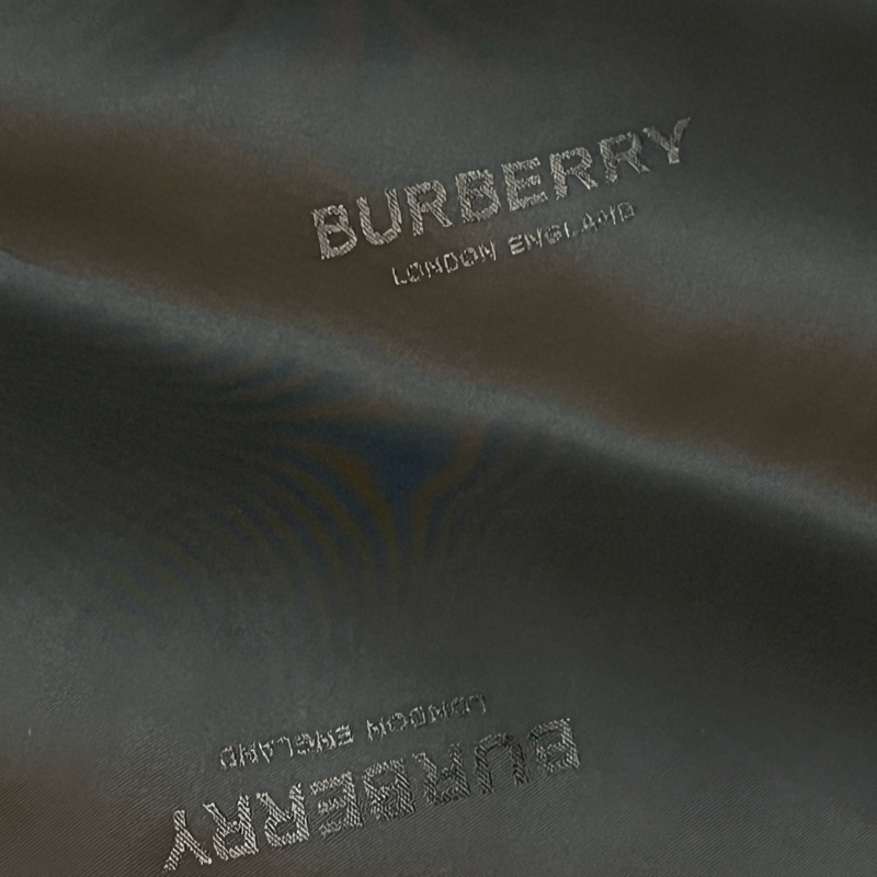 BURBERRY英國男款黑色鵝絨背心XS-10