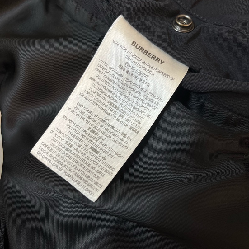 BURBERRY英國男款黑色鵝絨背心XS-13