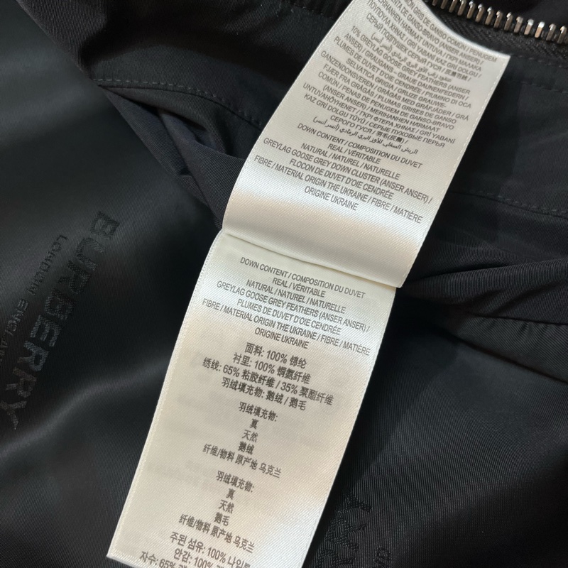 BURBERRY英國男款黑色鵝絨背心XS-14