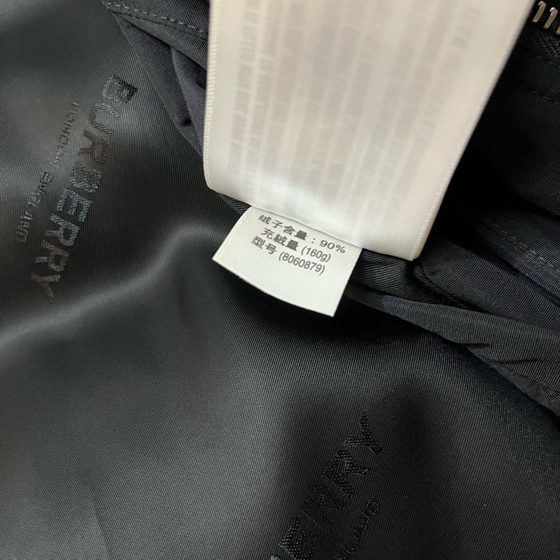 BURBERRY英國男款黑色鵝絨背心XS-15