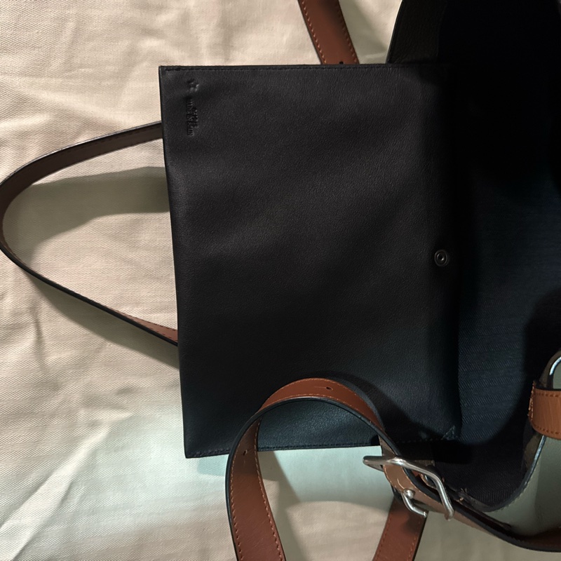 Loewe Vertical Tote Herald bag in calfskin-15