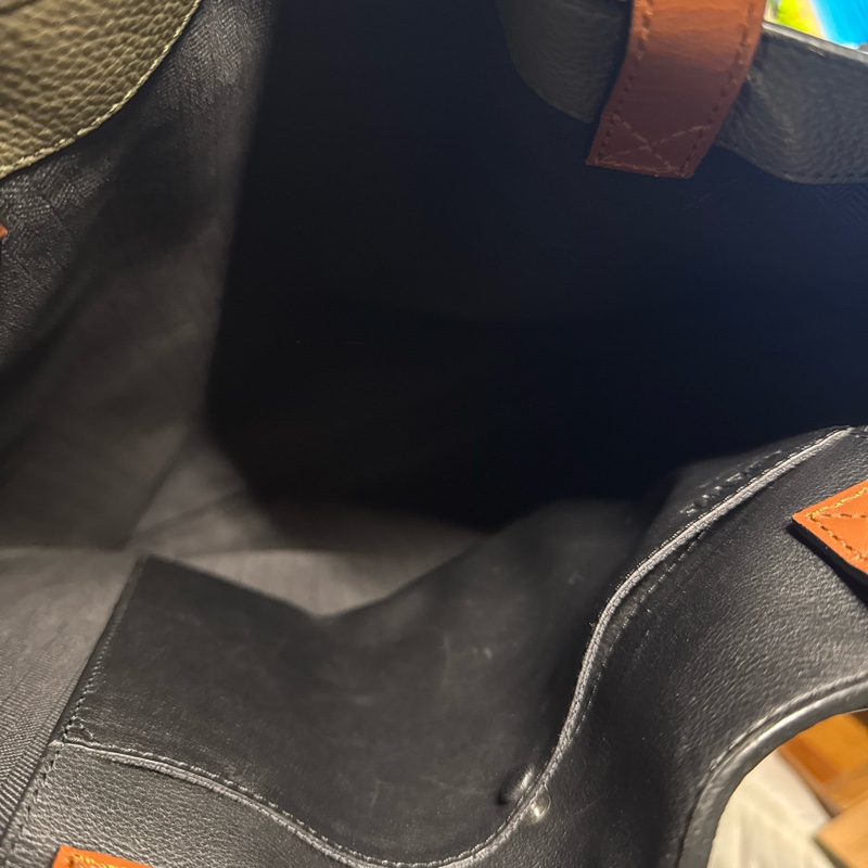 Loewe Vertical Tote Herald bag in calfskin-25