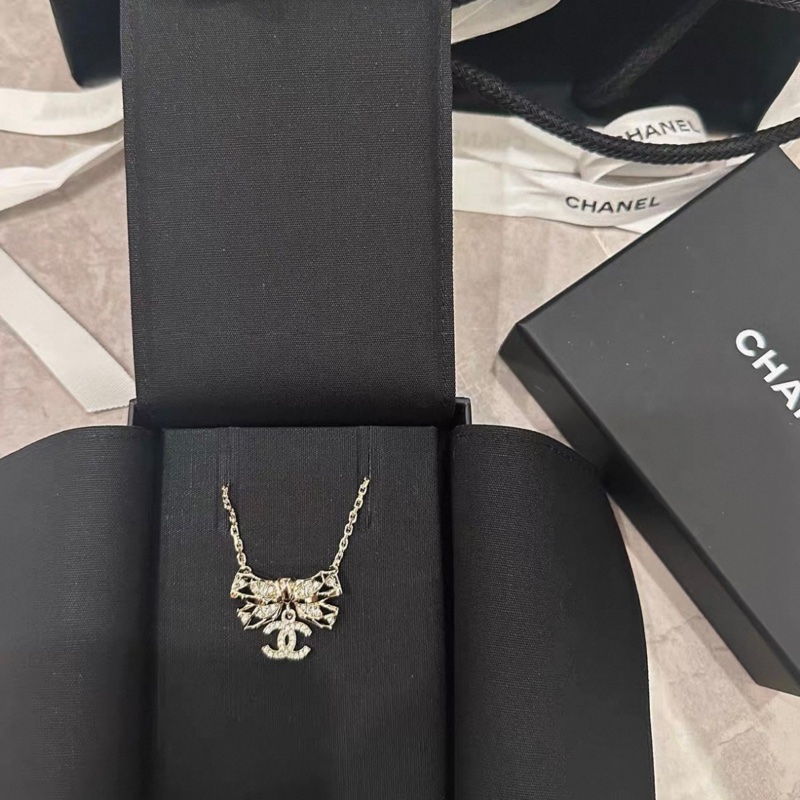 Chanel香奈兒 金色蝴蝶結鑲鑽項鍊-2