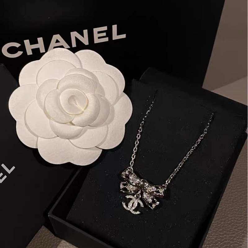 Chanel香奈兒 金色蝴蝶結鑲鑽項鍊-4