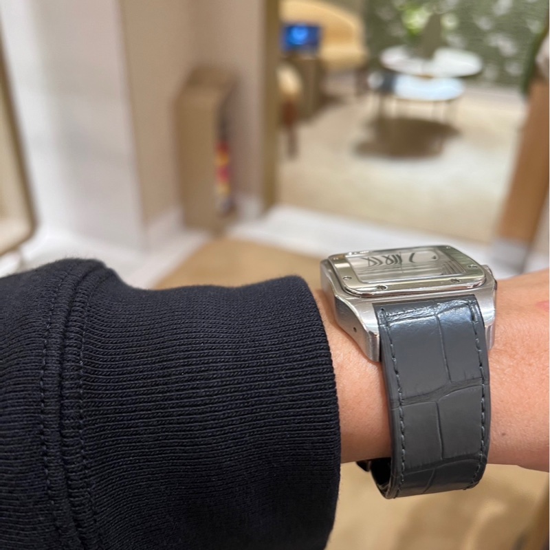⌚ Cartier Santos 100 ACIER｜經典方錶 🖤 不鏽鋼款・灰色鱷魚皮錶帶-2