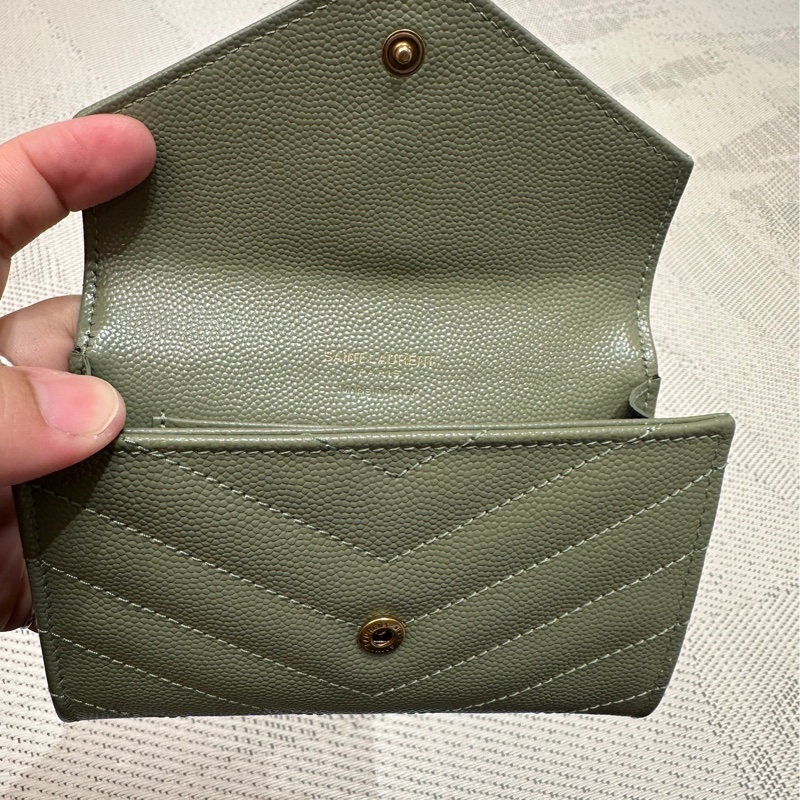 YSL魚子醬皮夾-7