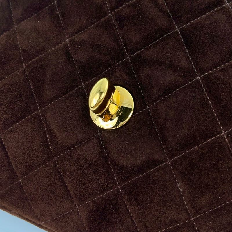 「JL精品代購」香奈兒金棕麂皮貝嫂大logo雙肩包-20