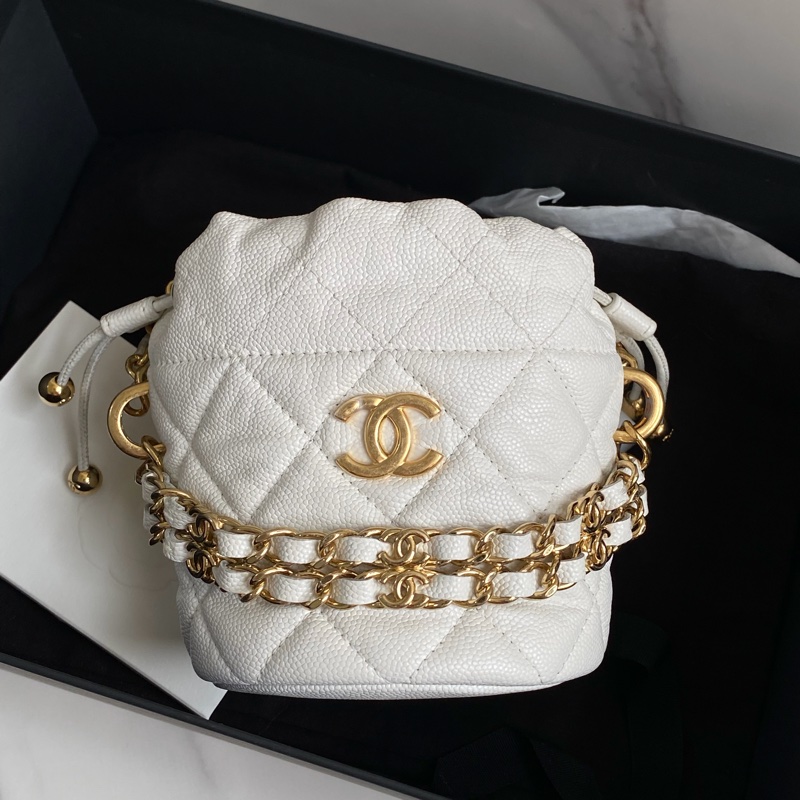🎆迎新年只要$70000CHANEL 22K 白粒紋小牛皮斜背包 |神仙可愛|廢包當道|送禮送到心坎裡|保證正品|平台安心購鑒定-1