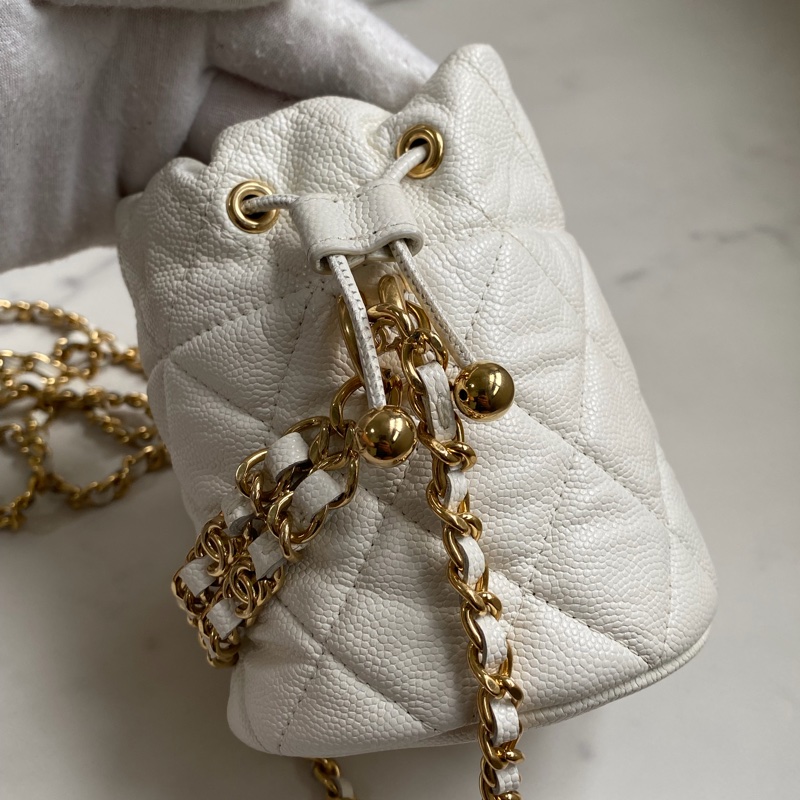 🎆迎新年只要$70000CHANEL 22K 白粒紋小牛皮斜背包 |神仙可愛|廢包當道|送禮送到心坎裡|保證正品|平台安心購鑒定-9