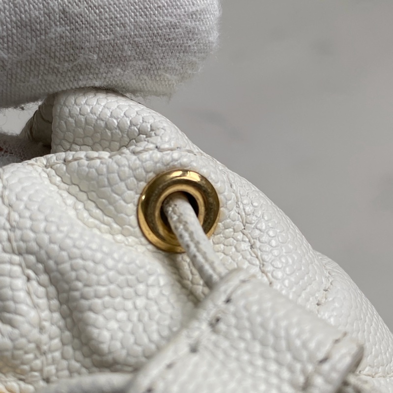 🎆迎新年只要$70000CHANEL 22K 白粒紋小牛皮斜背包 |神仙可愛|廢包當道|送禮送到心坎裡|保證正品|平台安心購鑒定-13