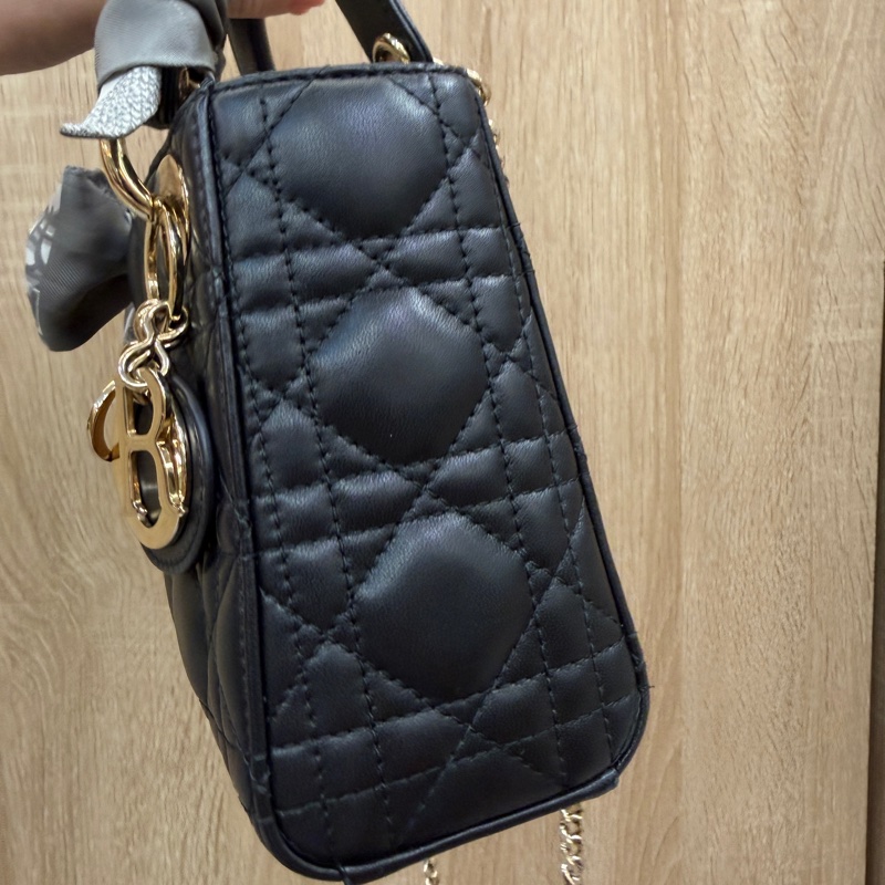 Dior 黑羊皮Lady Dior mini手提斜背黛妃包-3