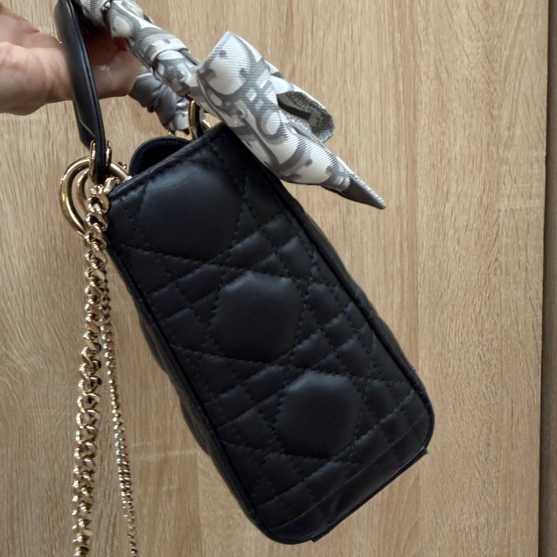 Dior 黑羊皮Lady Dior mini手提斜背黛妃包-4