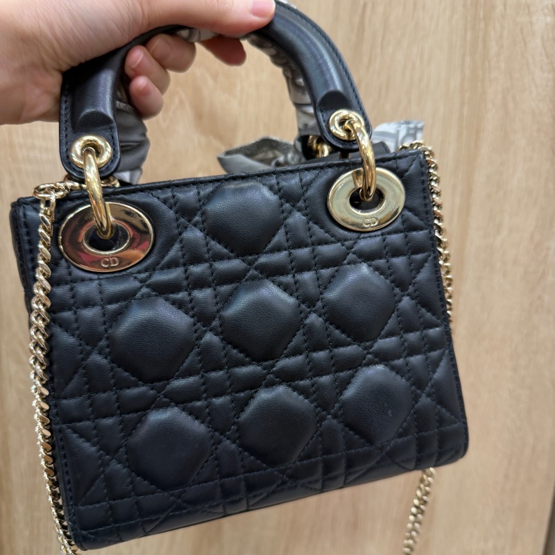 Dior 黑羊皮Lady Dior mini手提斜背黛妃包-5