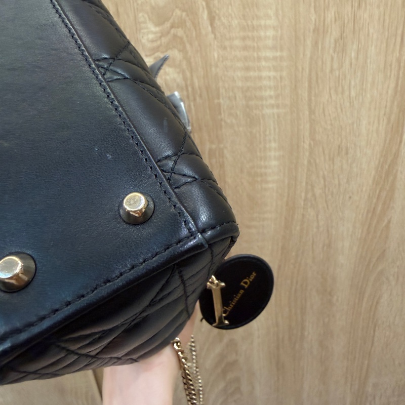 Dior 黑羊皮Lady Dior mini手提斜背黛妃包-14