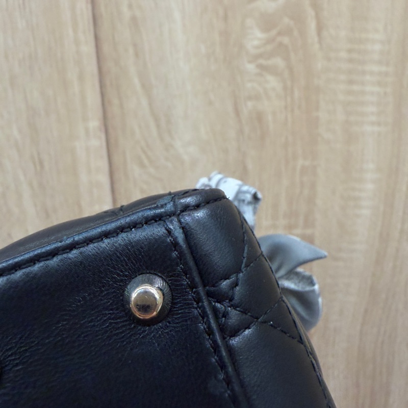 Dior 黑羊皮Lady Dior mini手提斜背黛妃包-15