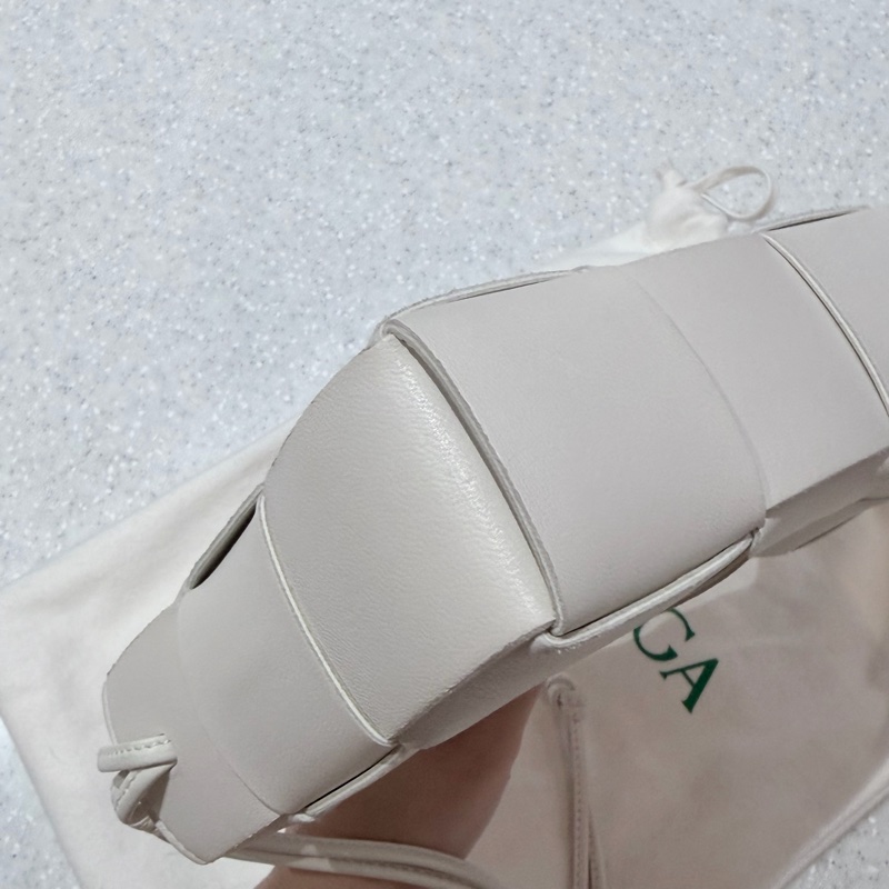 Bottega Veneta 730543 BV Cassette-7