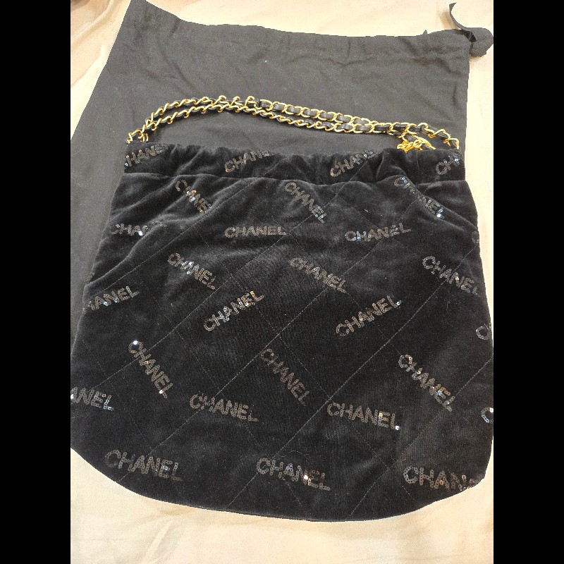 CHANEL 22 Bag 天鵝絨+CHANEL亮片(黑金)款-8