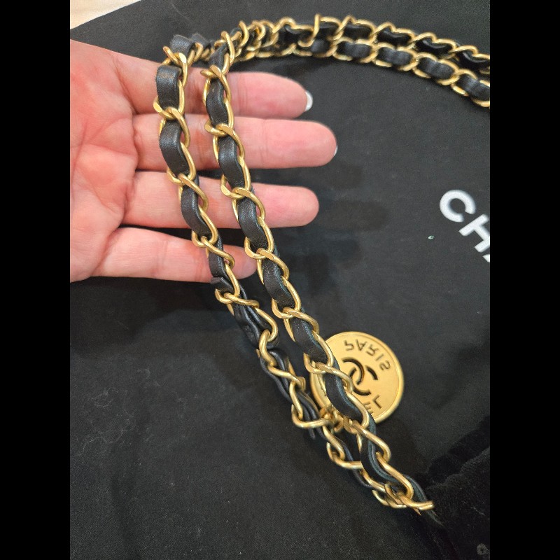 CHANEL 22 Bag 天鵝絨+CHANEL亮片(黑金)款-14