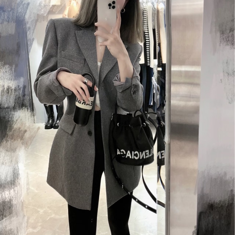 BALENCIAGA 巴黎世家 Wheel XS 字母 刺繡 尼龍 手提包 斜背包 水桶包 肩背包 側背包-15