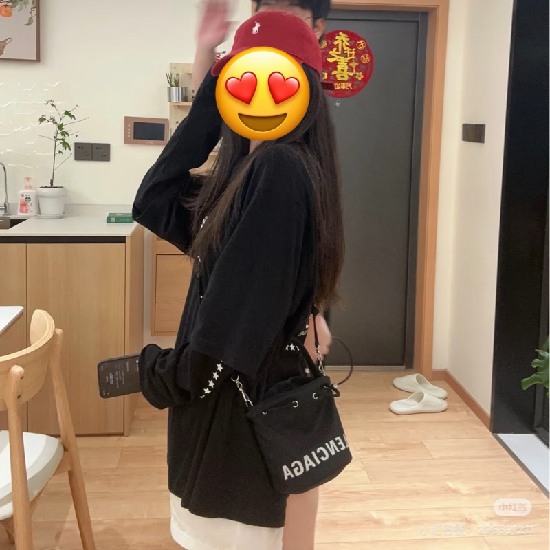 BALENCIAGA 巴黎世家 Wheel XS 字母 刺繡 尼龍 手提包 斜背包 水桶包 肩背包 側背包-16