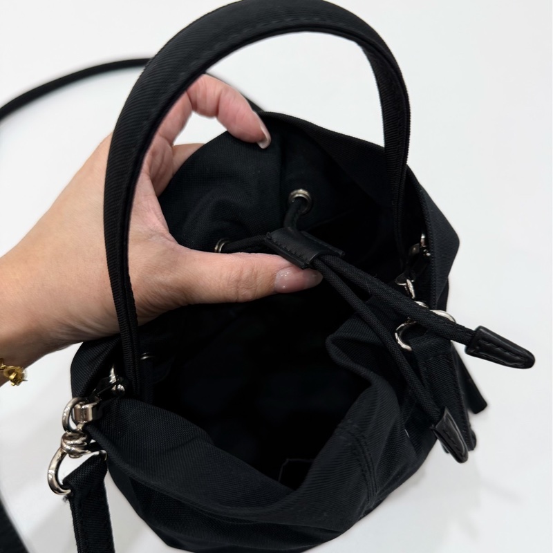 BALENCIAGA 巴黎世家 Wheel XS 字母 刺繡 尼龍 手提包 斜背包 水桶包 肩背包 側背包-20