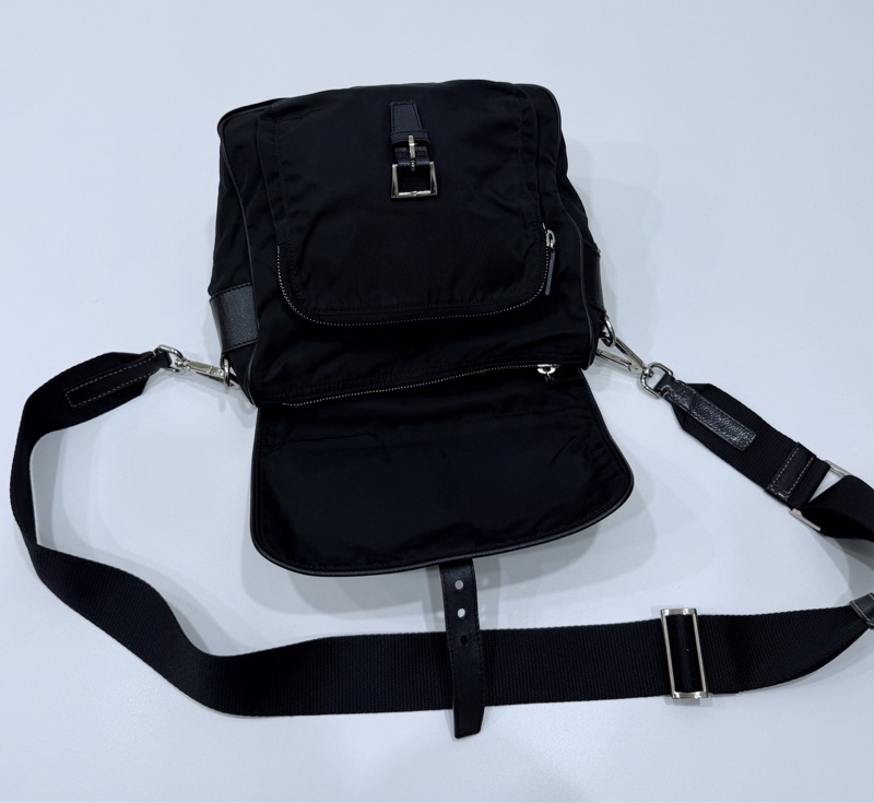 PRADA 黑色 尼龍 降落傘 郵差包 斜背包 側背包 肩背包-15