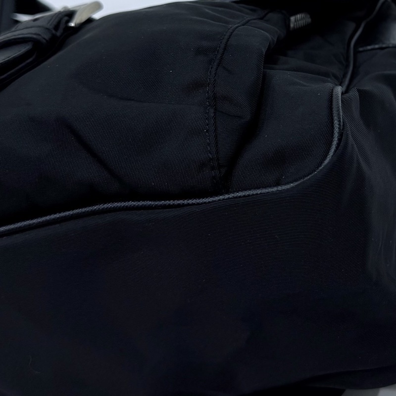 PRADA 黑色 尼龍 降落傘 郵差包 斜背包 側背包 肩背包-24