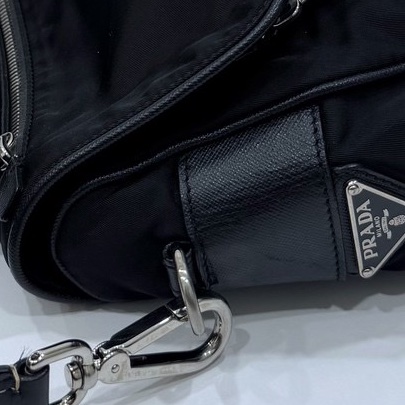 PRADA 黑色 尼龍 降落傘 郵差包 斜背包 側背包 肩背包-28