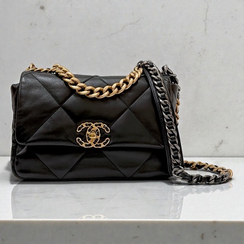 莉亞精品♡ Chanel 19bag黑金 二手美包
