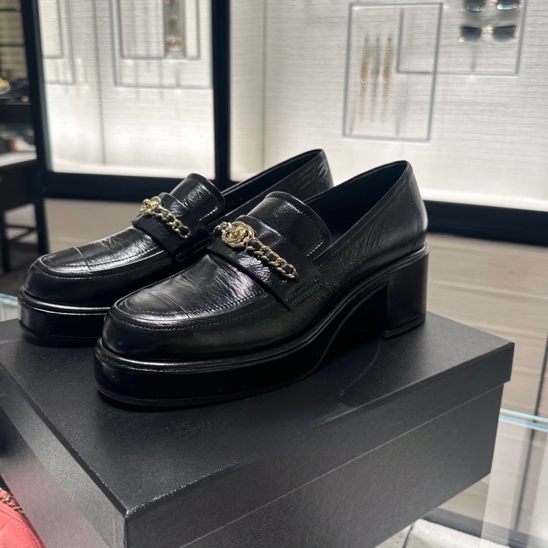 Chanel 黑金皮穿鏈書包扣厚底樂福鞋 Loafers 39.5-4