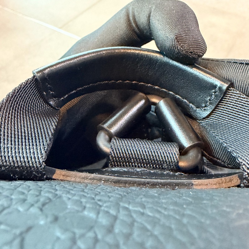 全新 LV Christopher MM 大號-5