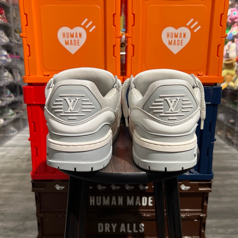 Lv trainer 灰白胖丁Eu43.5-4