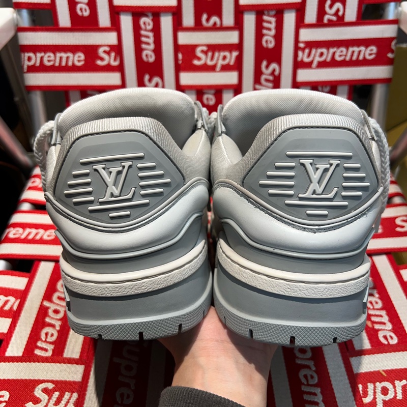 Lv trainer 灰白胖丁Eu43.5-8