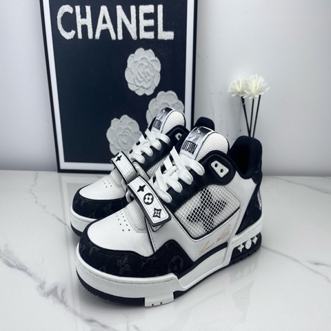 Louis vuitton路易威登 lv trainer黑白牛仔魔速貼 37碼