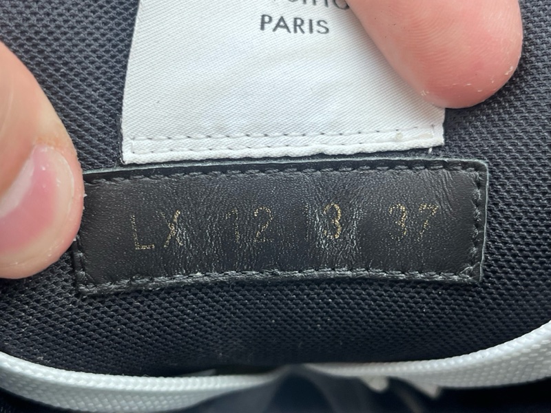 Louis vuitton路易威登 lv trainer黑白牛仔魔速貼 37碼-8