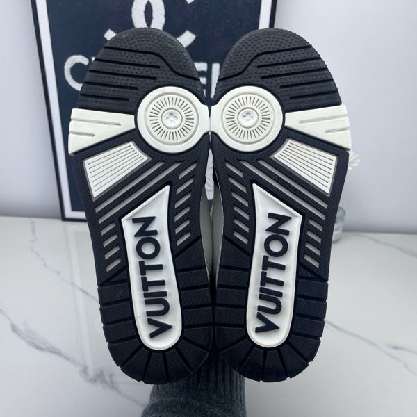 Louis vuitton路易威登 lv trainer黑白牛仔魔速貼 37碼-9