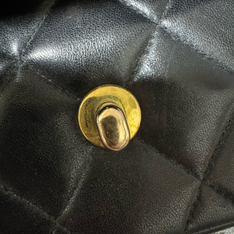 Chanel黑金黛妃包25~Vintage Diana經典老香-23