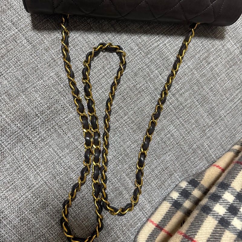 Chanel黑金黛妃包25~Vintage Diana經典老香-24