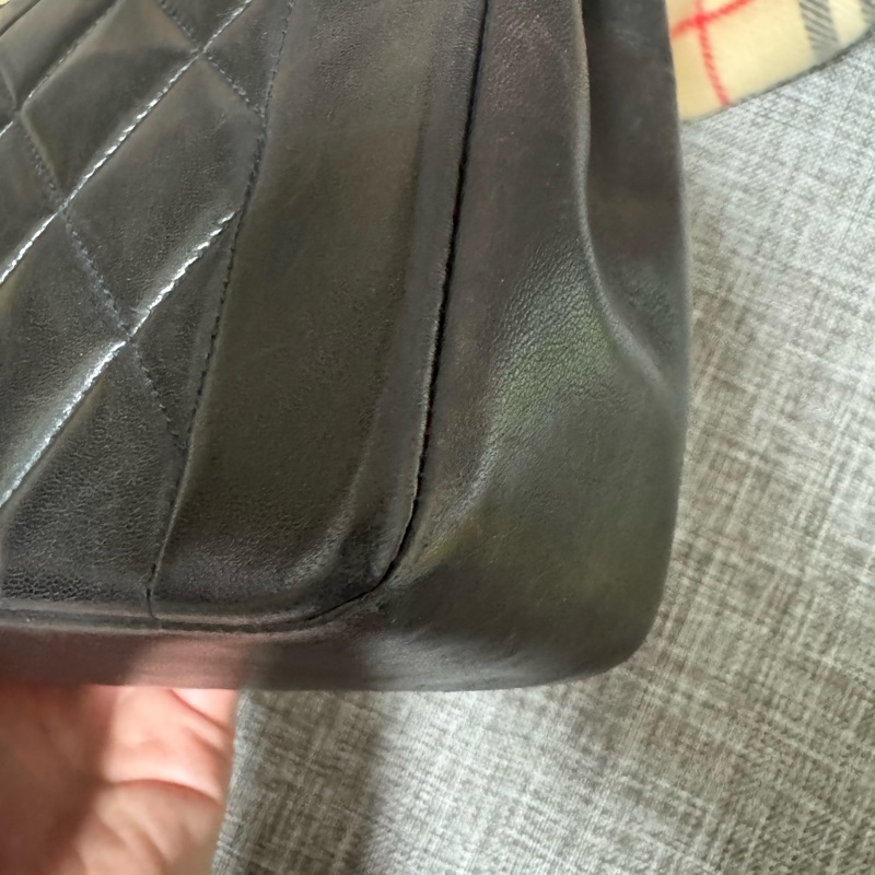 Chanel黑金黛妃包25~Vintage Diana經典老香-32