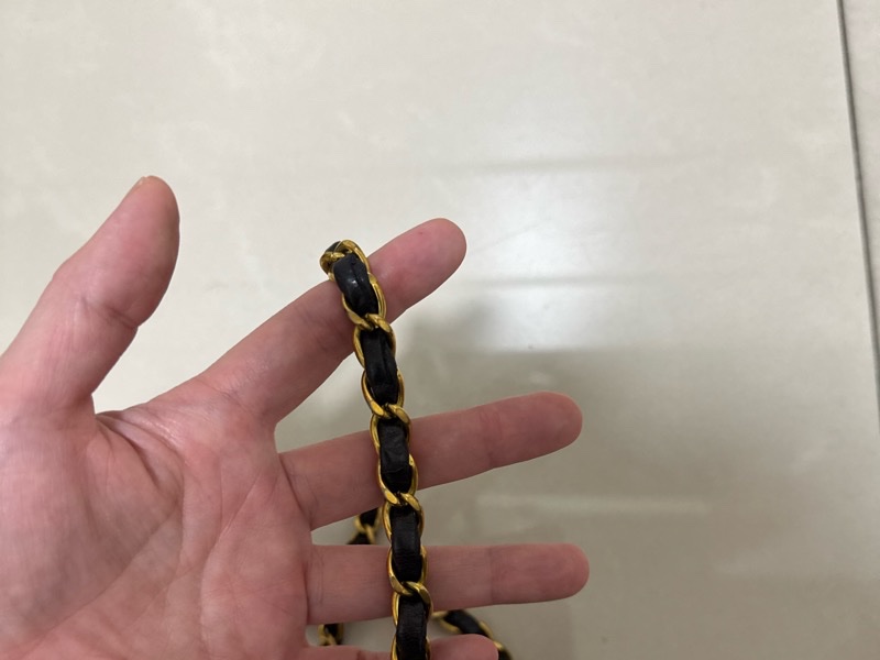 Chanel黑金黛妃包25~Vintage Diana經典老香-42