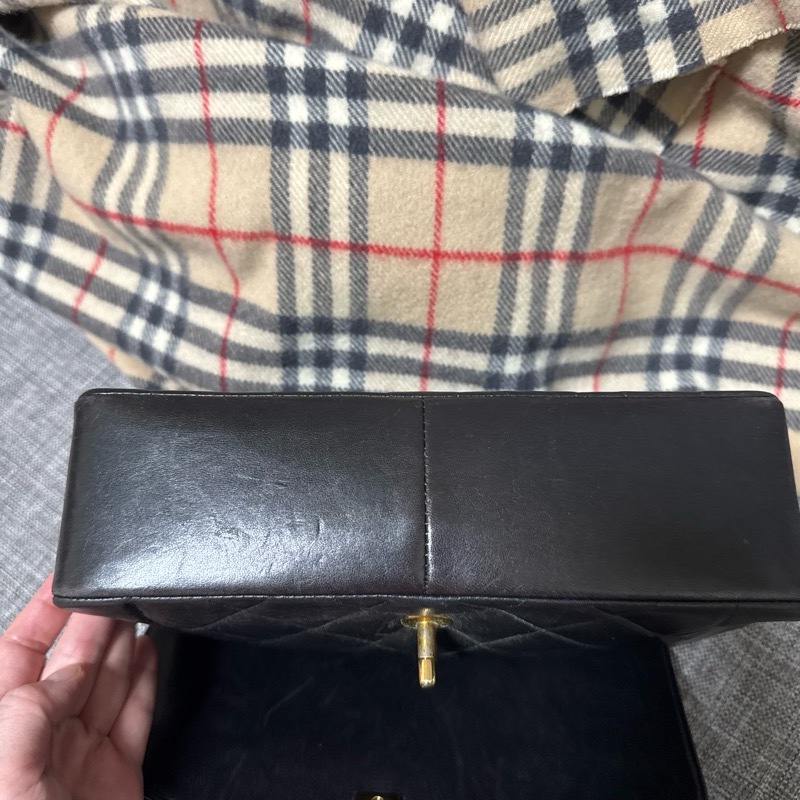 Chanel黑金黛妃包25~Vintage Diana經典老香-2