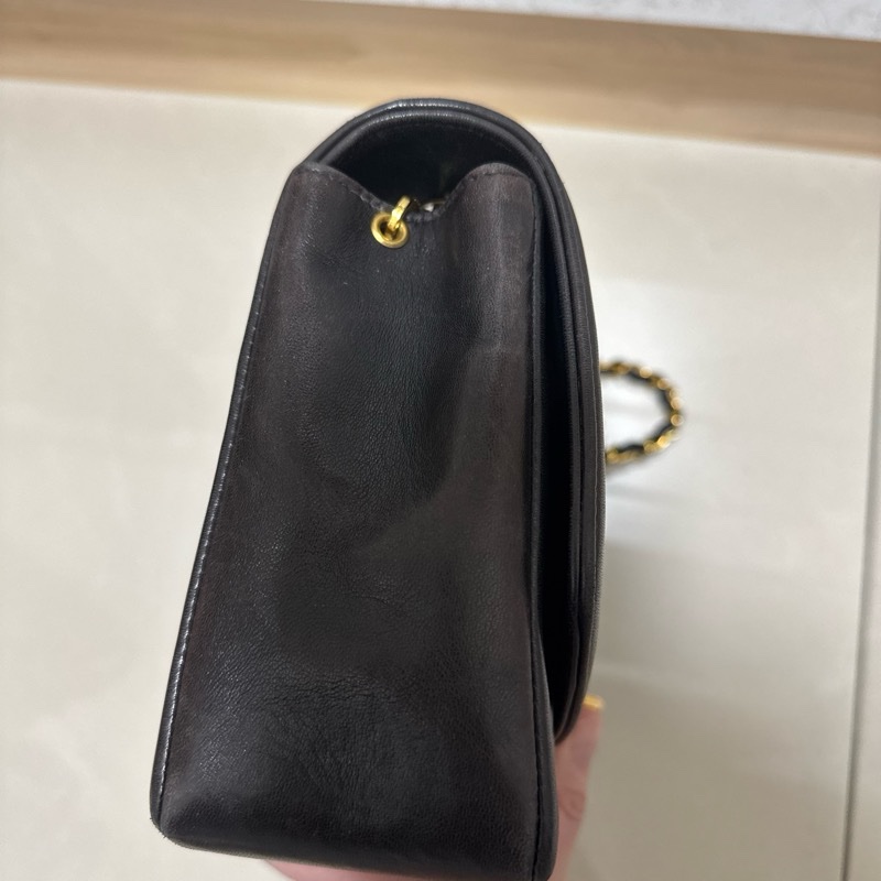 Chanel黑金黛妃包25~Vintage Diana經典老香-5