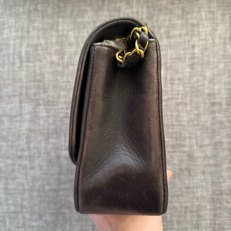 Chanel黑金黛妃包經典25~有卡+雷標~Vintage Diana-33