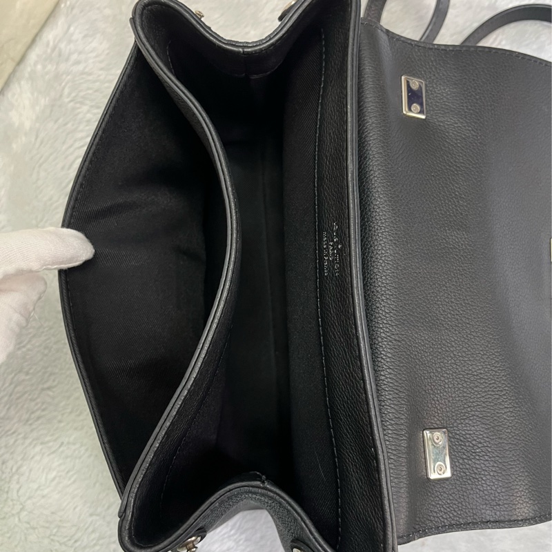 LV 黑色牛皮 Lockme II BB 單肩鏈包銀扣-17