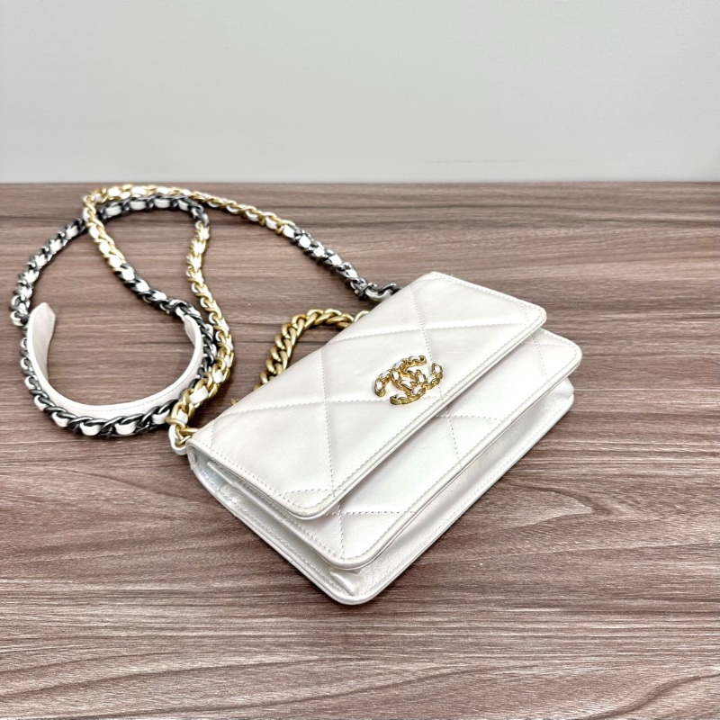 CHANEL 漸變色金扣19bag woc手提肩背斜背包19.2*12*4 98新配件塵袋-4
