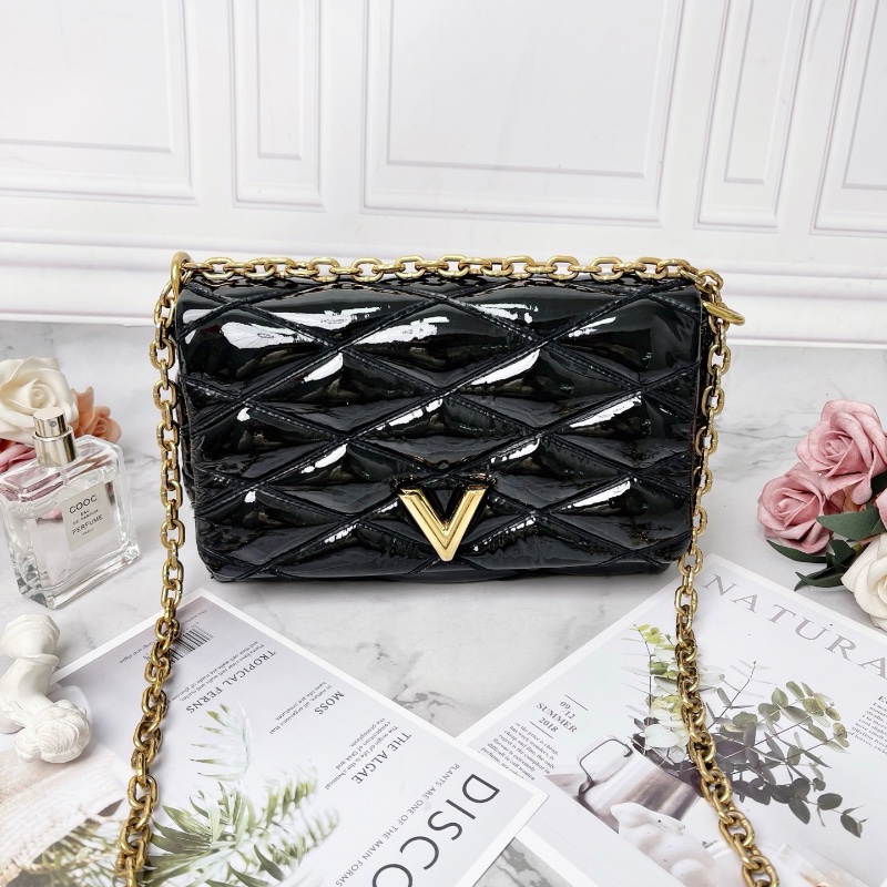 LV Pico Go黑色漆皮菱格紋肩背包 23×15×8 98新配件塵袋-1