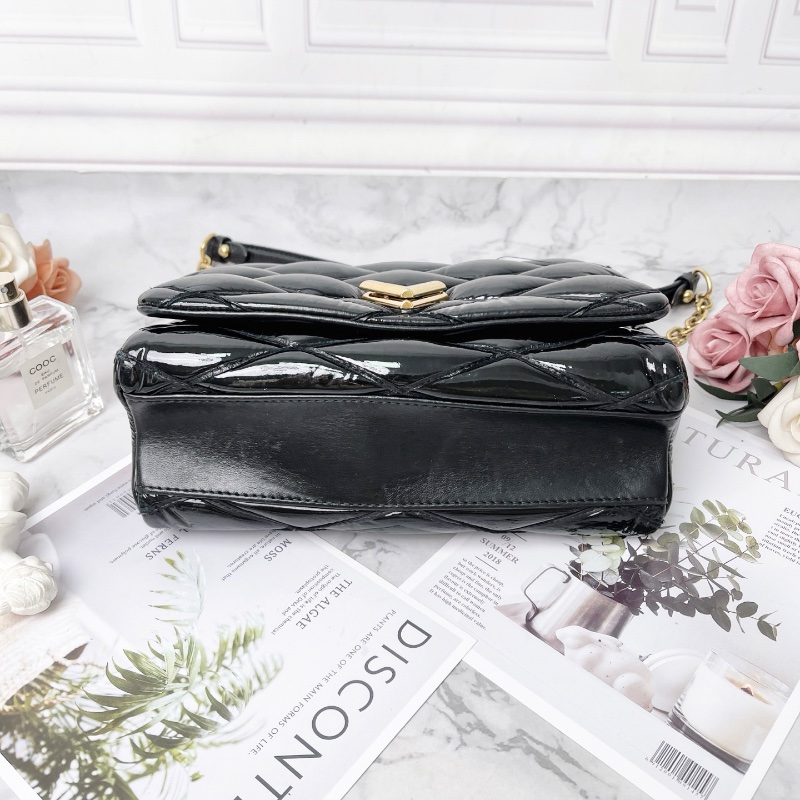 LV Pico Go黑色漆皮菱格紋肩背包 23×15×8 98新配件塵袋-4