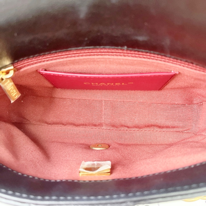 Chanel 23a黑色全皮限量麥穗流蘇方胖子肩背包 20×14×5 芯片款 98新配件塵袋-2